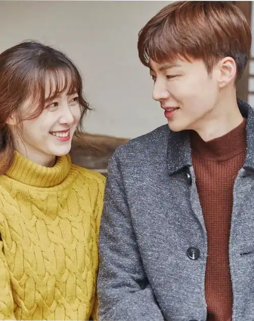  韩国最会穿的明星情侣,我只服这一对