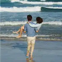  看到他们幸福,放心了