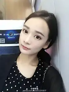 撞衫撞脸撞闺蜜,卓亨瑜碰瓷杨幂给她出场费了么