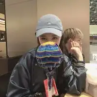  情侣睡觉卡通图片萌萌微信头像图片大全