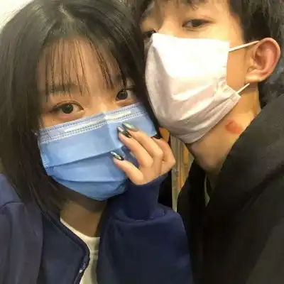  戴口罩情侣头像我看见白日梦的情侣头像我要个性网