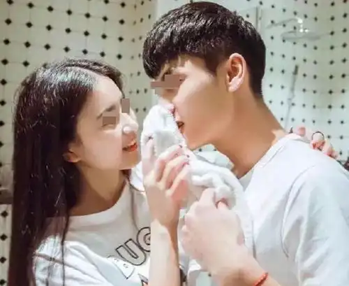  恋爱刚满三个月的男朋友要求发生关系,不然就分手,女孩强硬拒绝