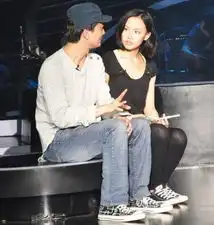  杨钰莹再谈与赖文峰恋情揭明最星不靠谱情史