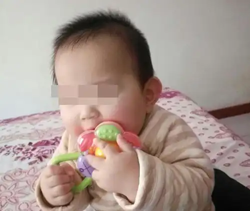  娃喜欢乱吃东西,该如何防范在这些方面做好准备,让孩子少受罪