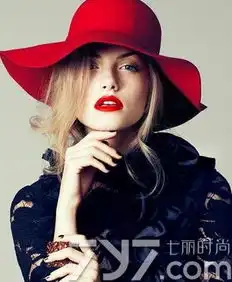  烈焰红唇妆图片女人最高调的复古情缘