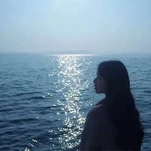  情侣头像,不努力才觉得努力没有用