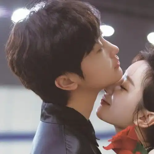  情侣头像夜色匆忙暮暮是你