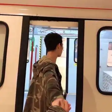  清新情头一人一张头像