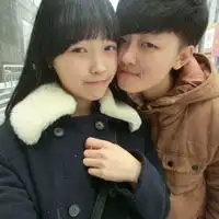嘴角扬起只是一瞬间潮流情侣qq头像