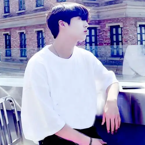  高清情侣头像真人一人一半溶图系美化版非常清晰的