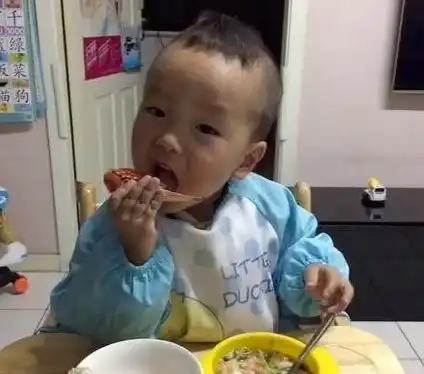  5岁女娃脾虚,迟迟不长个,医生埋怨家长这东西怎么任由娃吃