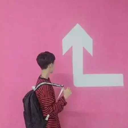  2020最新个性好看背影微信情侣头像一男一女