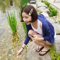  没有我爱得我愿意单身一人女生头像