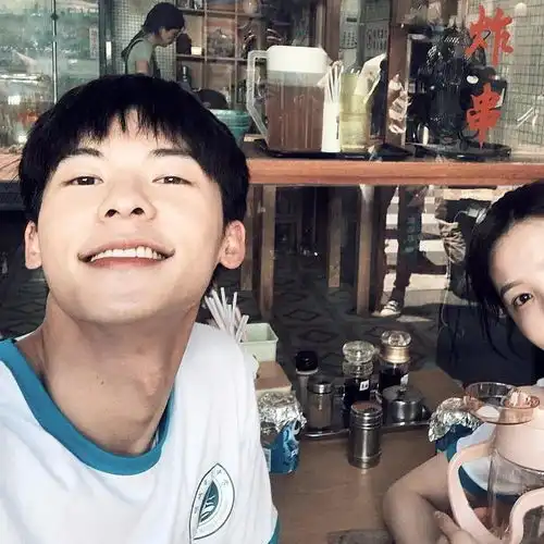  情侣头像真想爱你