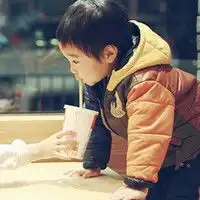  这是情侣头像左边的谁有另外一张呢