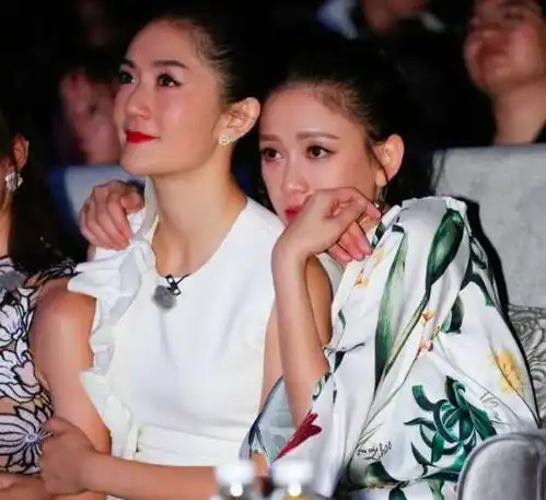陈乔恩看到谢娜女儿想生孩子并透露两女儿长相一样,性格却不同
