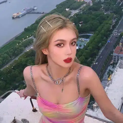  抖音头像贫穷模式