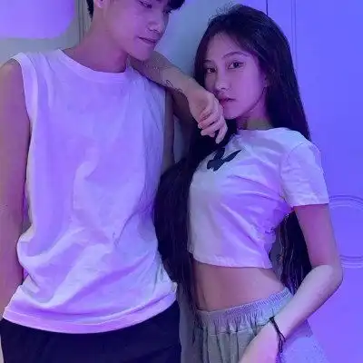  最不像情头的情头,一左一右超奈斯,快和早恋对象秀恩爱