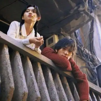  2021有意境的复古情侣cp头像相识一场各自散场