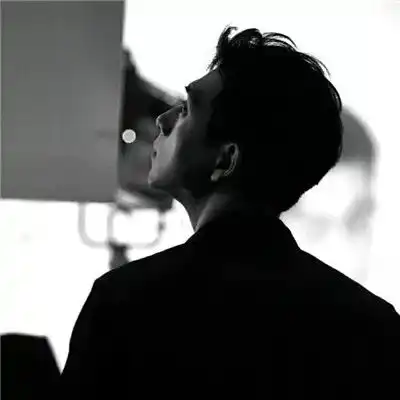  文艺伤感文案朋友圈文艺文案伤感头像