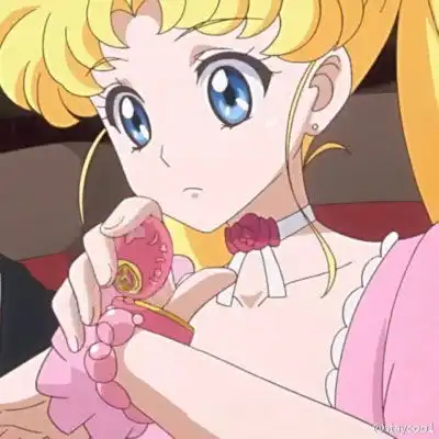  最热情侣头像一人一半动漫女人活就要高傲