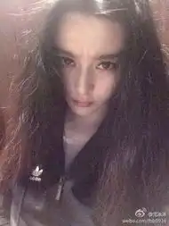  范冰冰头顶乱发自拍网友佩服自黑勇气组图