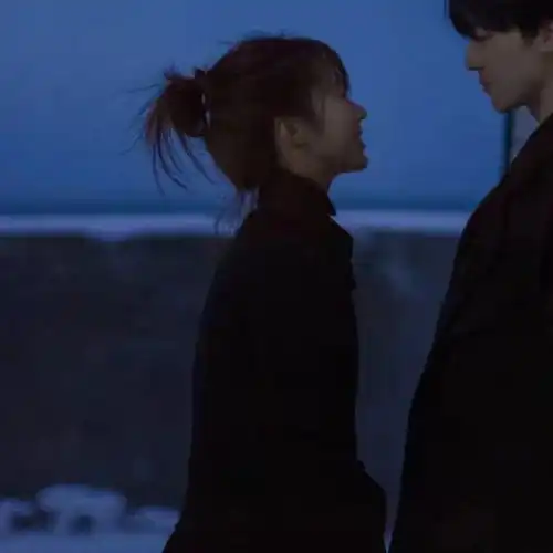  真人情头小手一牵,我俩甜甜