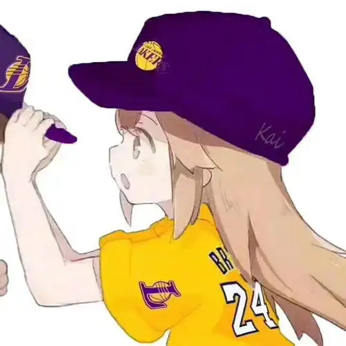  谁有这种足球或者篮球队伍的情侣头像