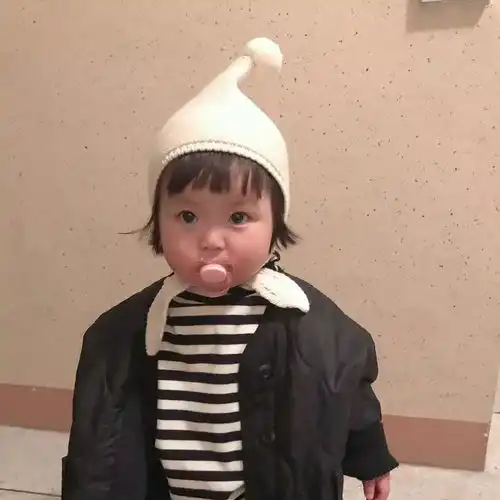  她长了一张屁股脸,却萌哭百万人,这位韩国小萝莉让你看完又想生女儿了