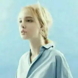  求这个的另一半男生头像