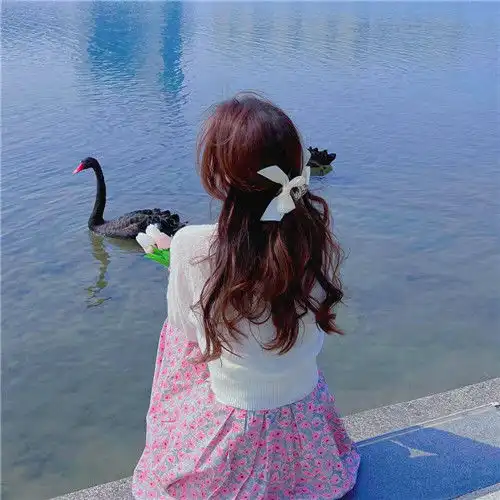  微信头像女2023年最新版淡雅气质图片