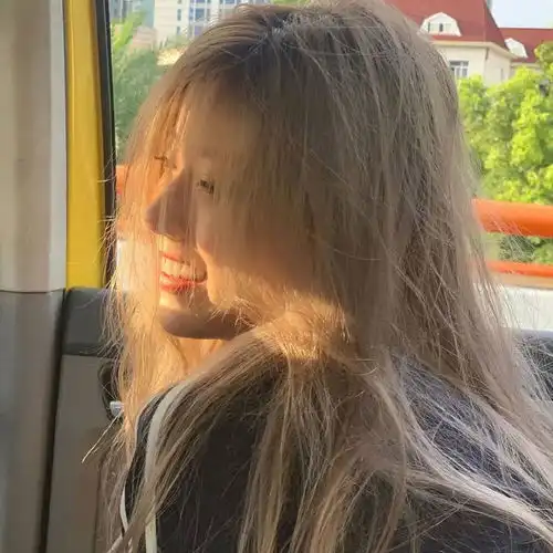  角度不同又怎么互相理解ins高级质感女头