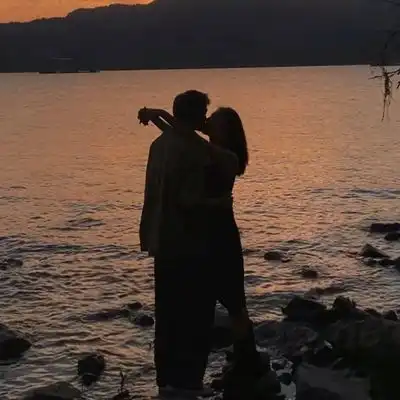  2023最新浪漫假期真人情侣头像