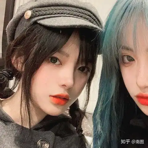 有没有两个人用的动漫闺蜜头像