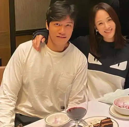 陈乔恩探望好闺蜜安以轩月子期,大赞娃宝比妈妈美,亲妈要吃醋了
