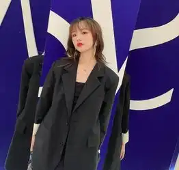  网红情侣与杨幂同框,竟然完全不输,女生看起来像杨幂老板