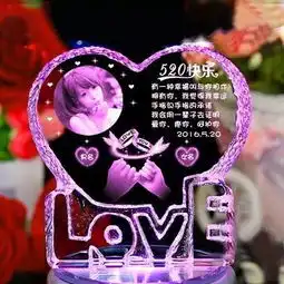  情人节收到这些辣眼睛的奇葩礼物好气哦可还是要保持wei笑