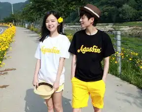  你们能帮我在淘宝上找到这个短袖么黑色的,我好喜欢啊,谢谢你们了