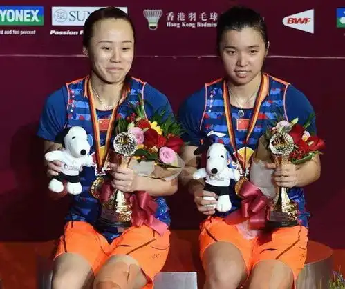  羽毛球队的爱恨情仇最佳搭档从情侣到反目,多年男友被闺蜜夺走