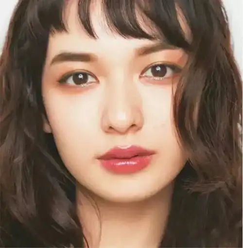  她堪称杂志界四海八荒第一美人画过的妆容,女生都喊着要学