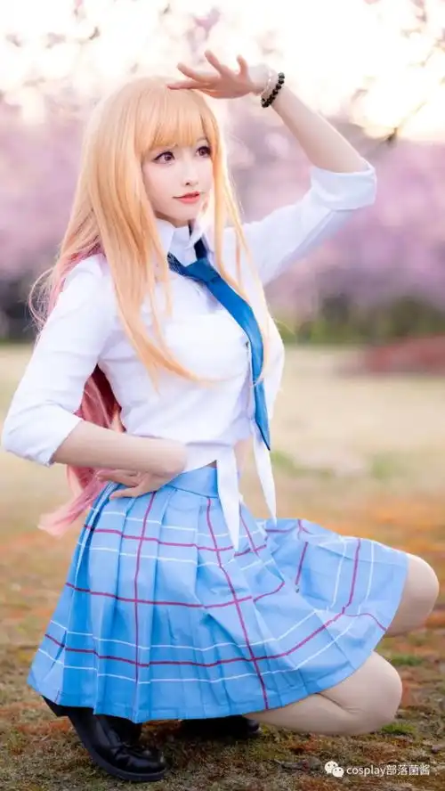  cos更衣人偶坠入爱河喜多川海梦樱岛嗷一