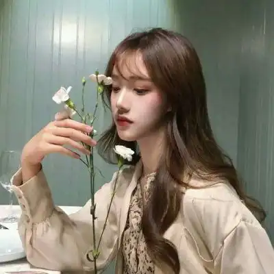女孩子允许让你追,会有这3个明显暗示,抓紧发起攻势