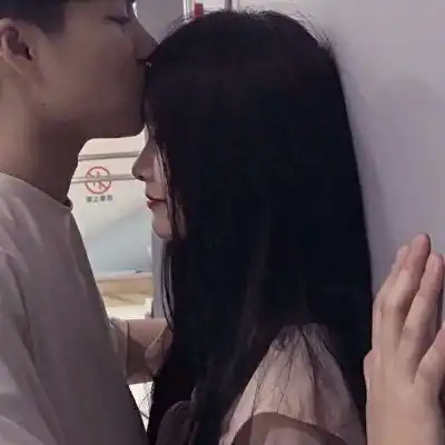  允言可爱一对两张真人情侣头像情侣头像我要个性网