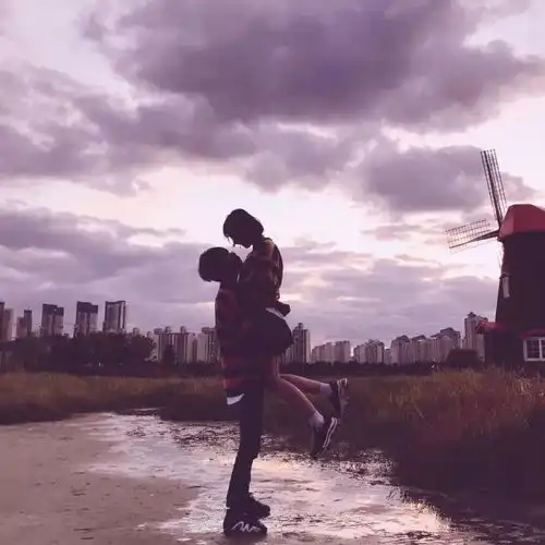  不烂大街的情侣头像