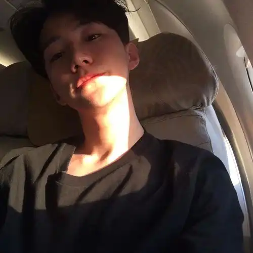  有没有推荐帅t使用的头像