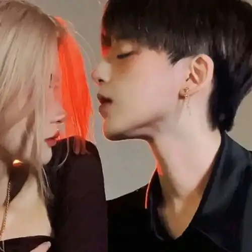  关于爱情的优质文案头像