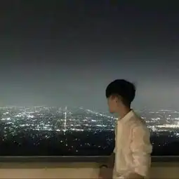  这个是情侣头像吗