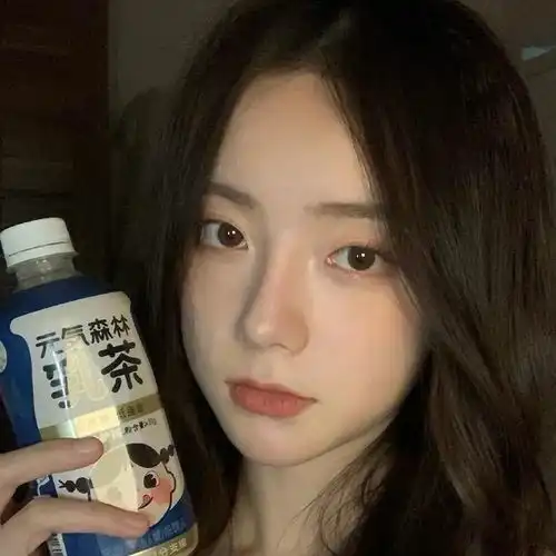 女生头像又要一个人搓搓手,过冬啦
