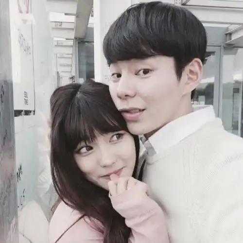  情侣第一次亲亲,男生有这3个表现,他是初吻