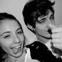  富含情侣气息的图片酷酷的萌宠微信头像图片大全